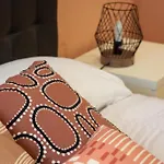 Wellstay Downtown - Pensión *
