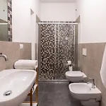 Wellstay Downtown -